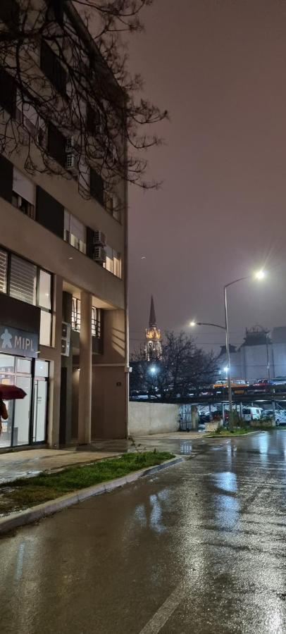 Grove II Apartment = Strict City Centre Новий Сад Екстер'єр фото